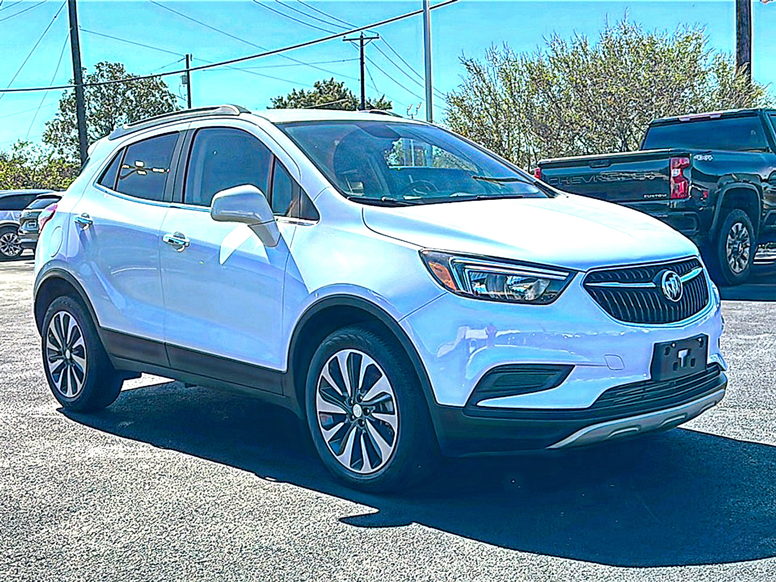 Used 2022 Buick Encore Preferred w/ Safety Package AWD/4WD image 10