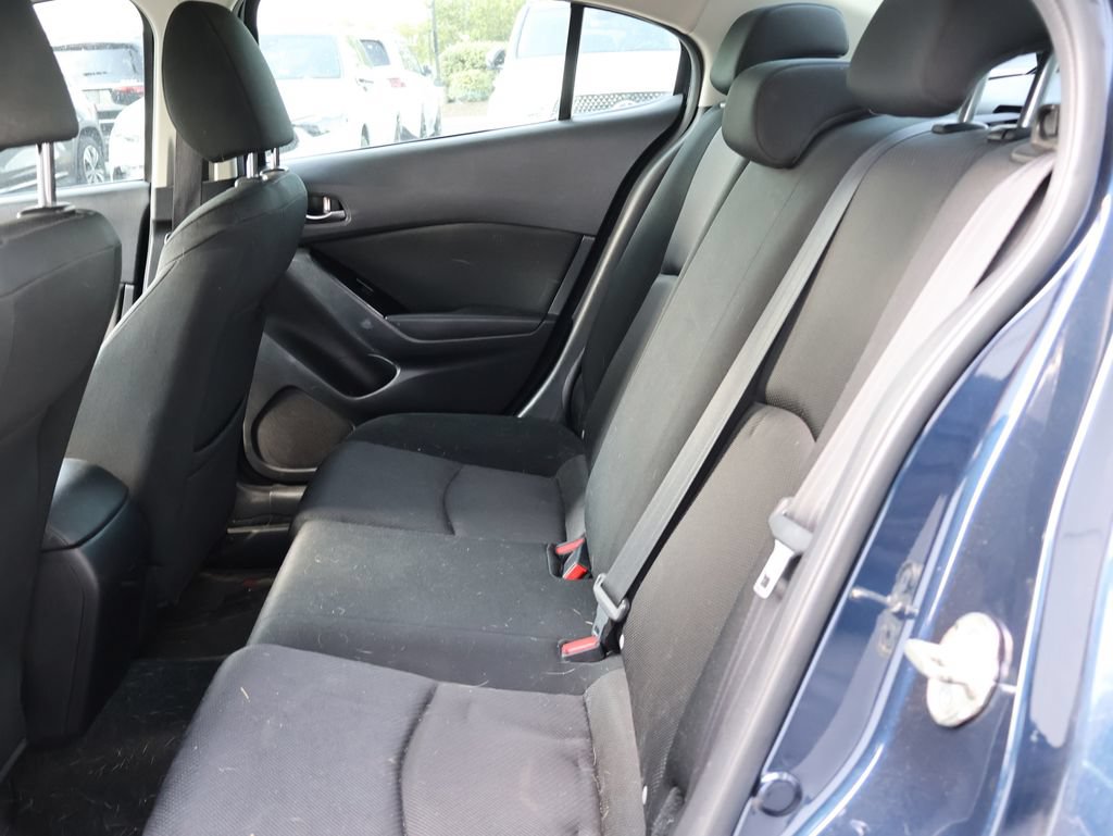 Used 2017 MAZDA MAZDA3 Sport FWD image 15