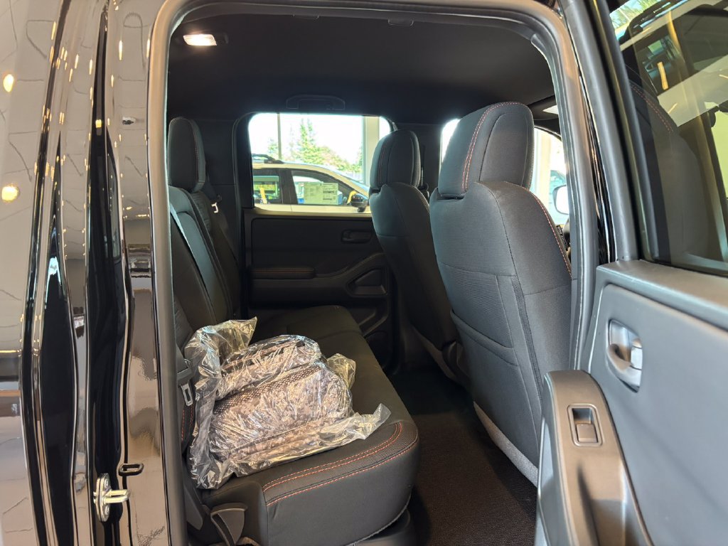 New 2026 Nissan Frontier PRO-4X w/ Tow Package AWD/4WD image 26