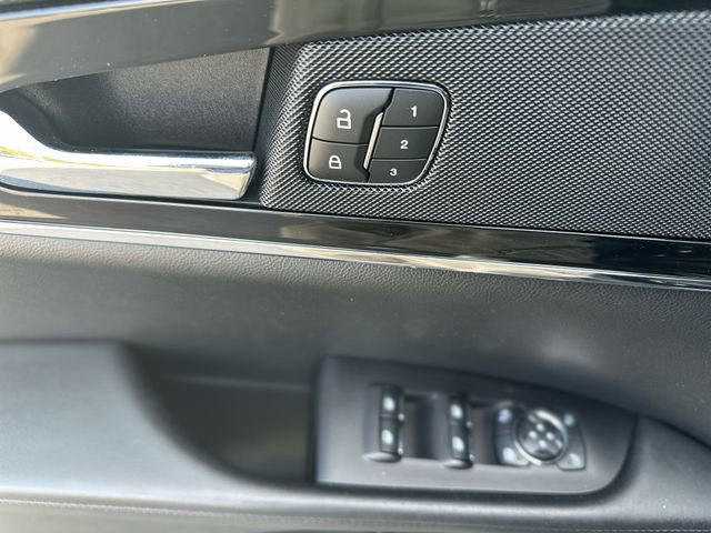 Used 2023 Lincoln Nautilus Reserve w/ Monochromatic Package image 14