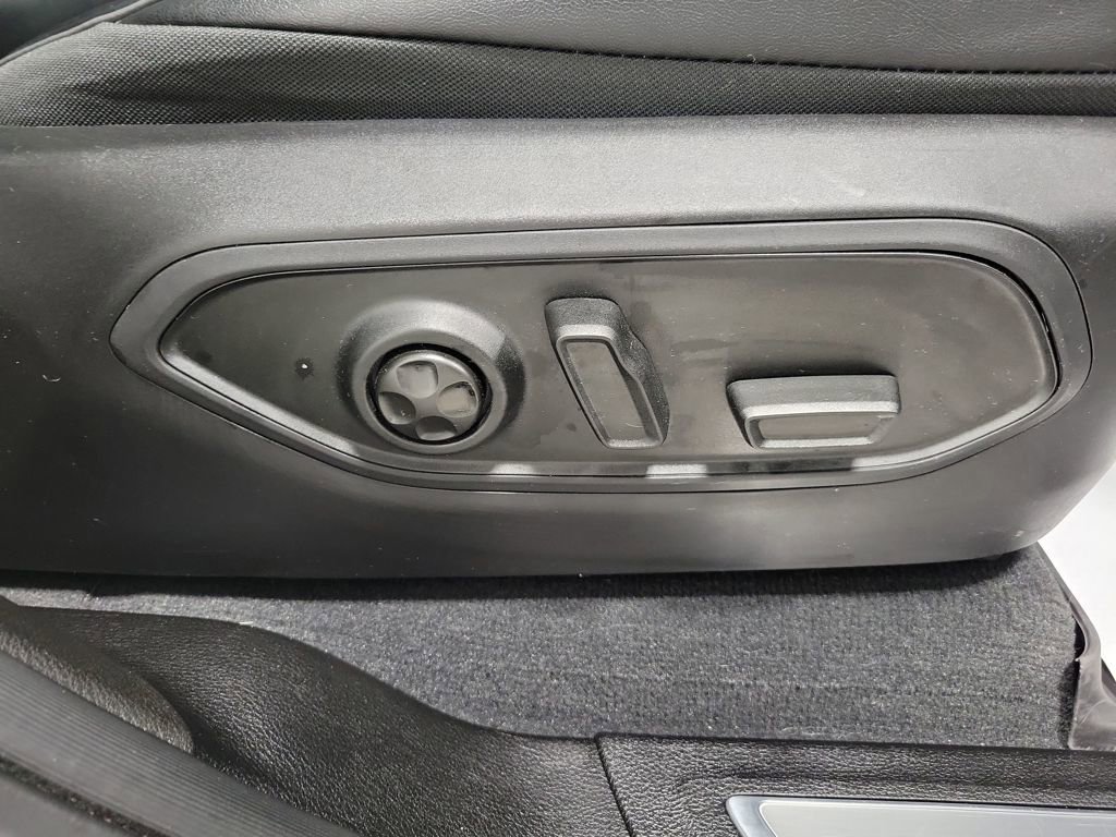 Used 2024 Jeep Grand Cherokee L Overland w/ Trailer Tow Package image 20