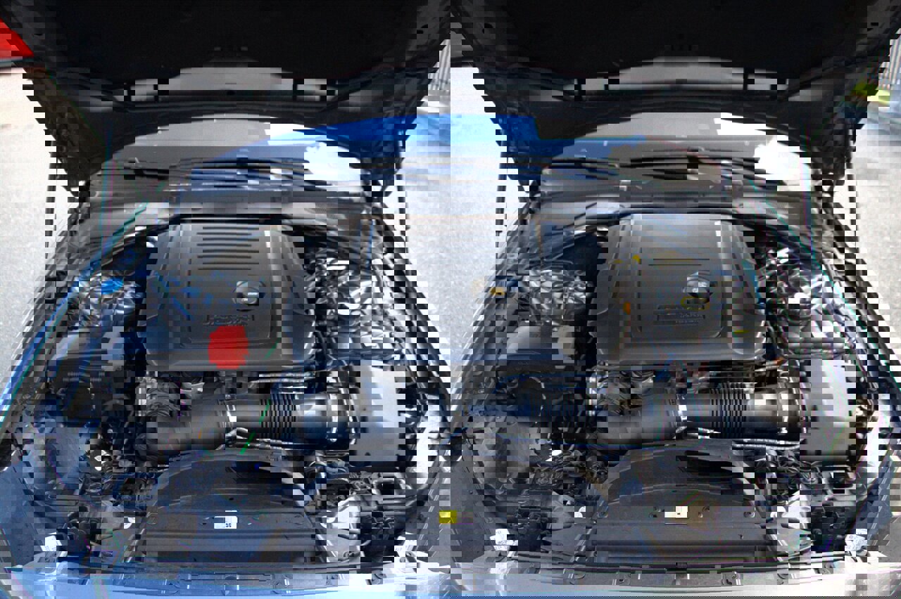 Used 2018 Jaguar XE Premium image 38