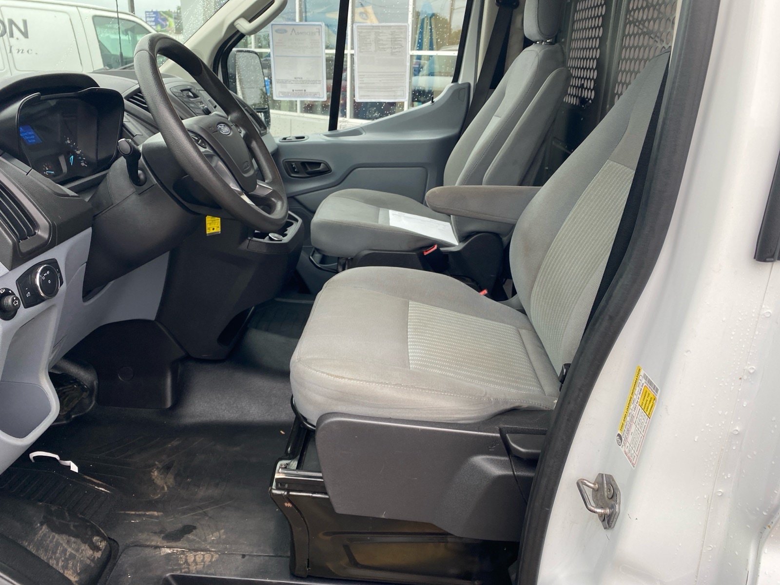 Used 2019 Ford Transit 150 130 Low Roof RWD image 10