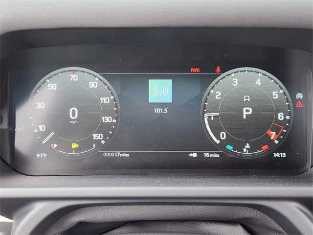 New 2024 Land Rover Defender 110 S image 11