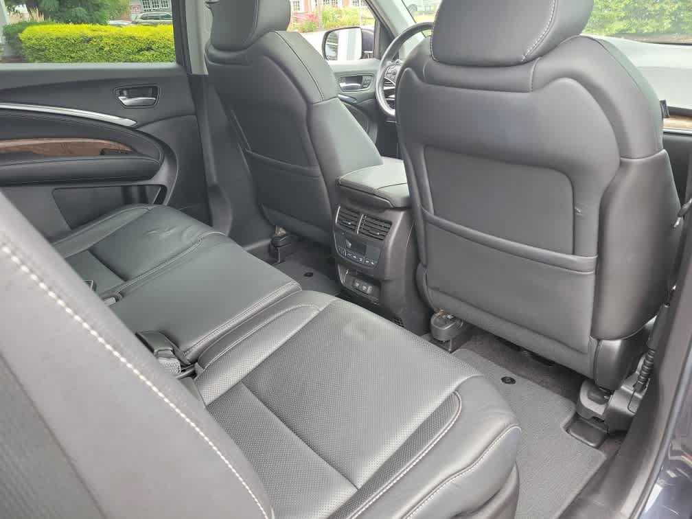 Used 2020 Acura MDX w/ Technology Package AWD/4WD image 29