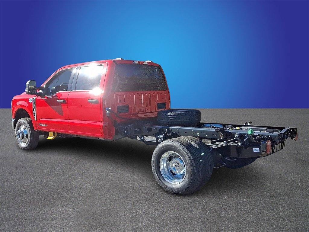 New 2026 Ford F350 XLT w/ XLT Value Package image 4