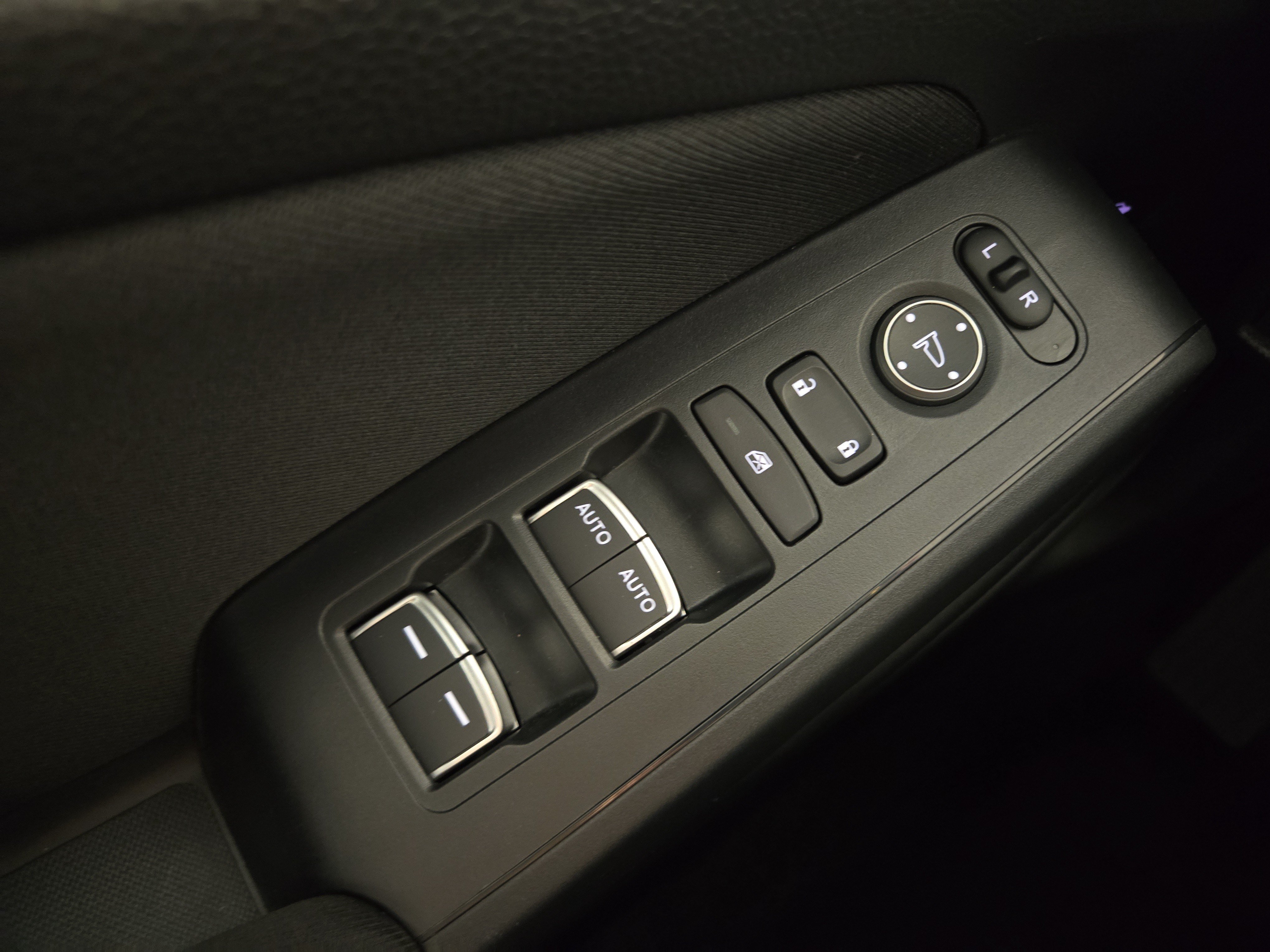 Used 2025 Honda Civic Sport image 26