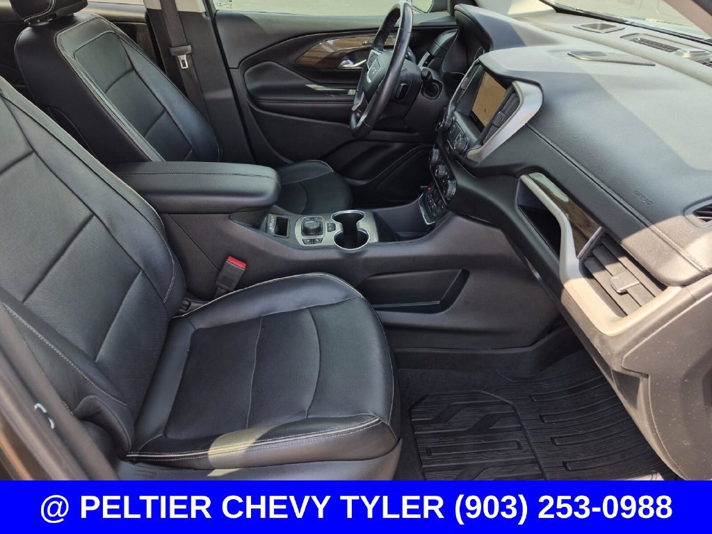 Used 2020 GMC Terrain Denali w/ Denali Premium Package AWD/4WD image 10