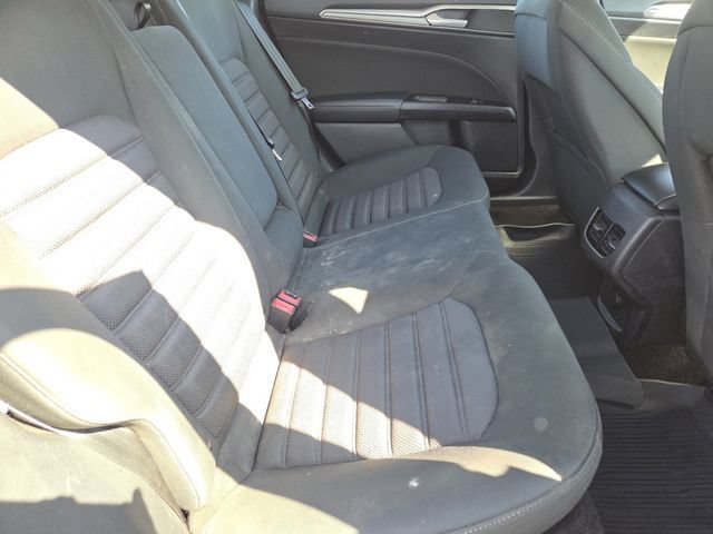 Used 2017 Ford Fusion SE w/ Fusion SE Technology Package FWD image 24
