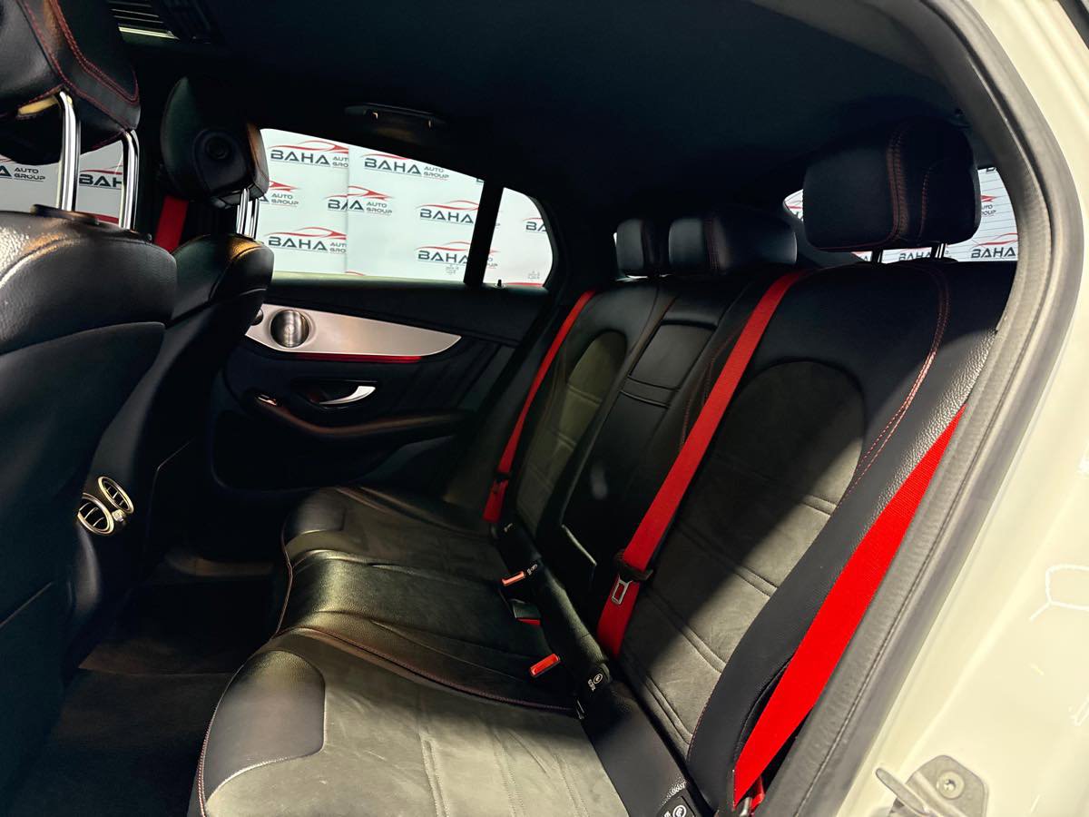Used 2021 Mercedes-Benz GLC 43 AMG 4MATIC Coupe w/ Multimedia Package image 35