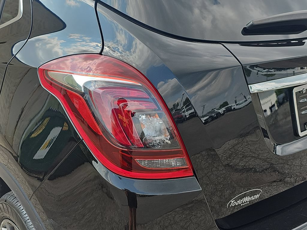 Used 2019 Buick Encore Sport Touring FWD image 39
