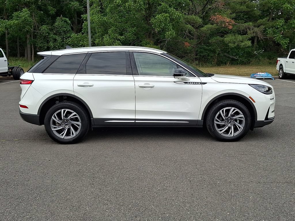 Certified 2023 Lincoln Corsair AWD w/ Equipment Group 101A image 10