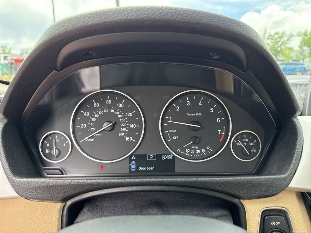 Used 2018 BMW 320i xDrive Sedan AWD/4WD image 15