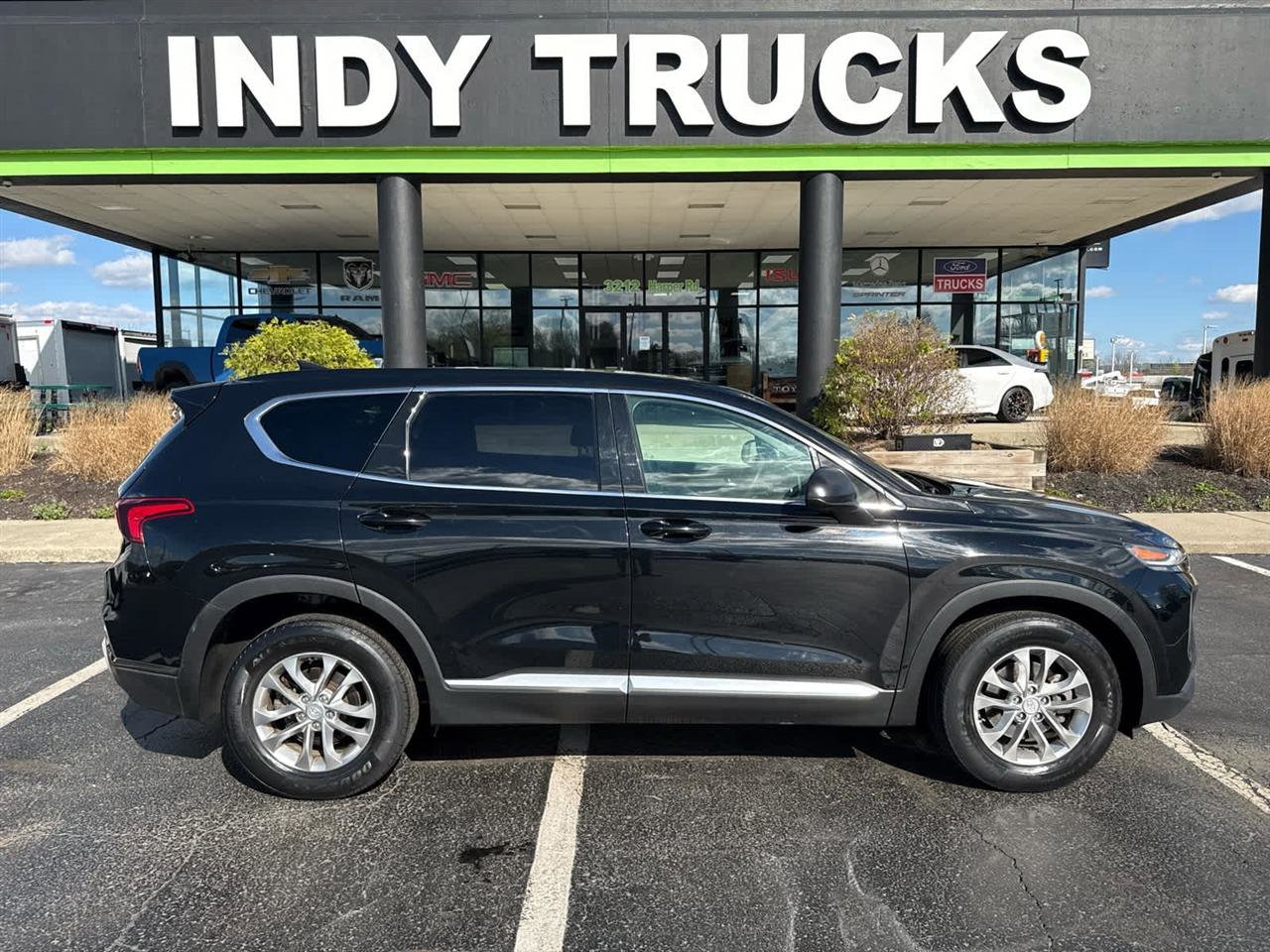 Used 2019 Hyundai Santa Fe SEL image 1