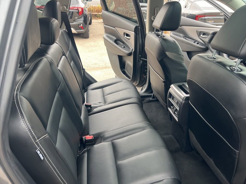 Certified 2024 Nissan Murano SL image 17