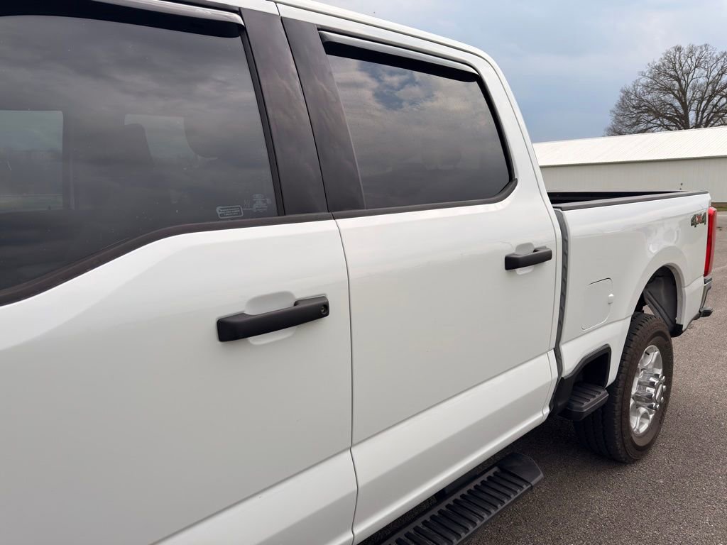 Used 2025 Ford F350 XLT image 13