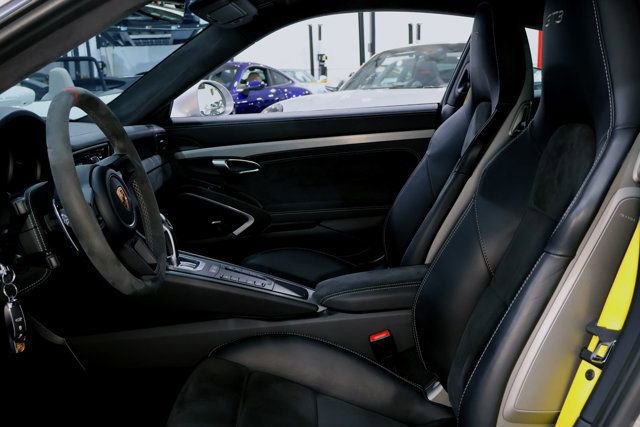 Used 2018 Porsche 911 GT3 image 25