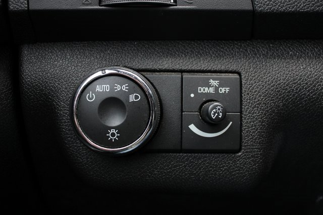 Used 2012 Chevrolet Traverse LT image 19