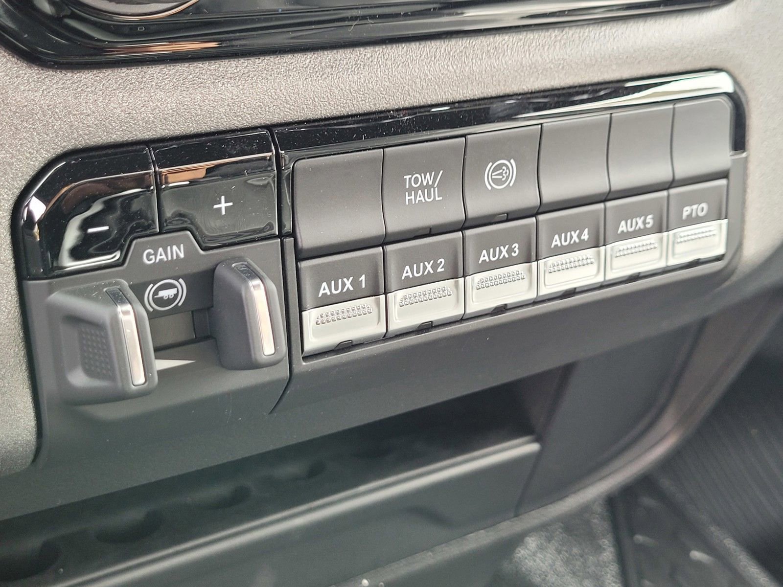 New 2026 RAM 4500 Tradesman AWD/4WD image 13