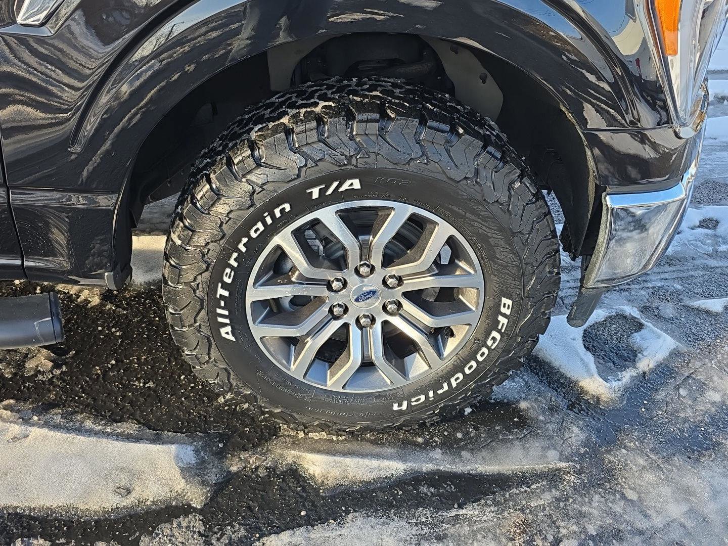 Used 2021 Ford F150 Lariat w/ Equipment Group 501A Mid image 35