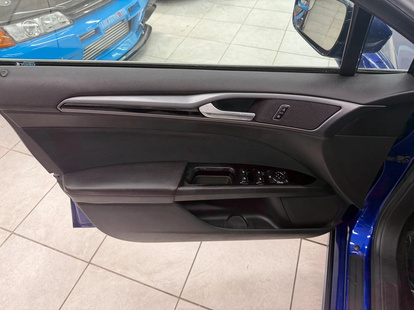Used 2014 Ford Fusion SE FWD image 13