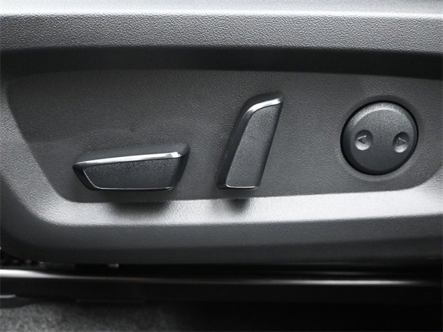 New 2025 Mitsubishi Outlander SEL image 8