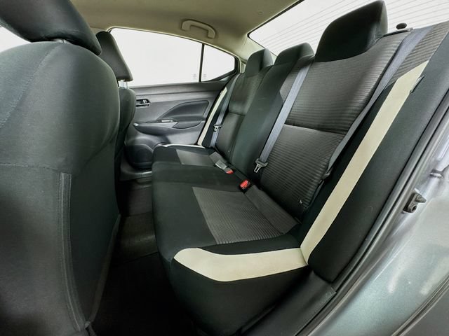 Used 2022 Nissan Versa SV FWD image 19