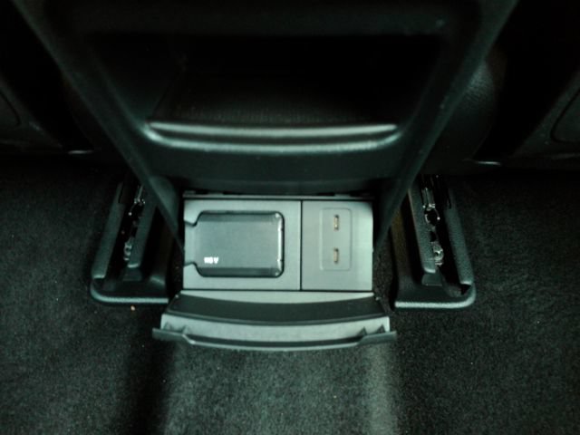 Used 2023 Mercedes-Benz EQB 300 4MATIC image 30