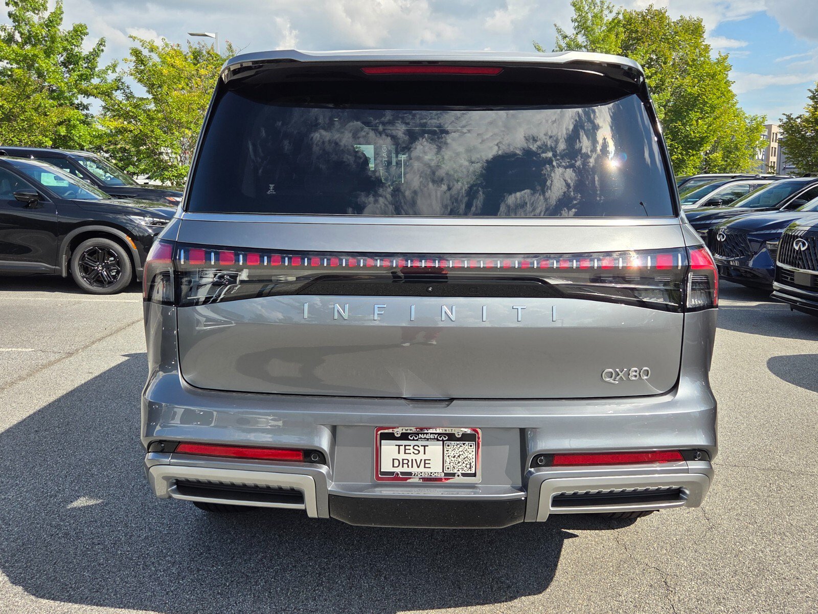 New 2027 INFINITI QX80 Luxe w/ Cargo Package RWD image 7