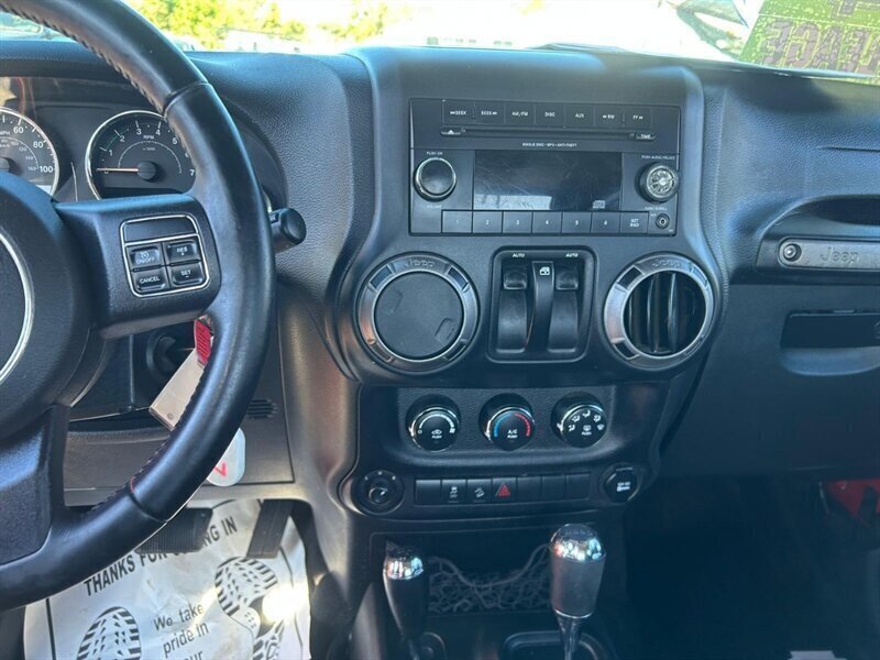 Used 2017 Jeep Wrangler Sport w/ Quick Order Package 24S AWD/4WD image 37