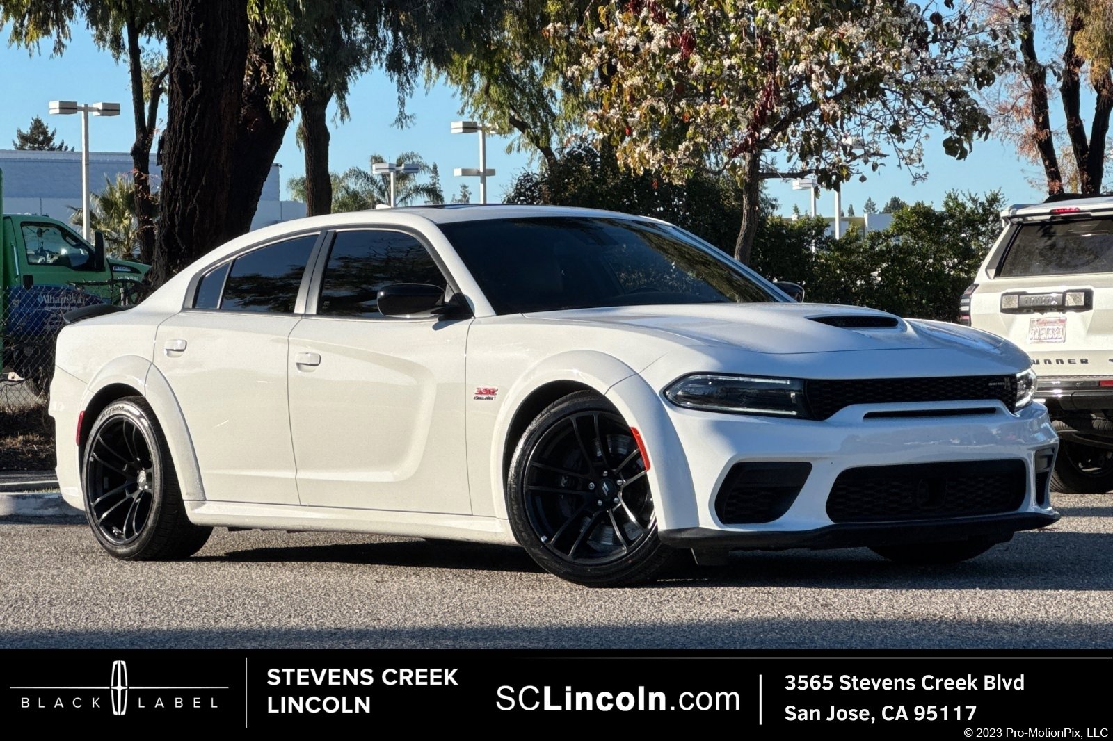 Used 2023 Dodge Charger Scat Pack image 1