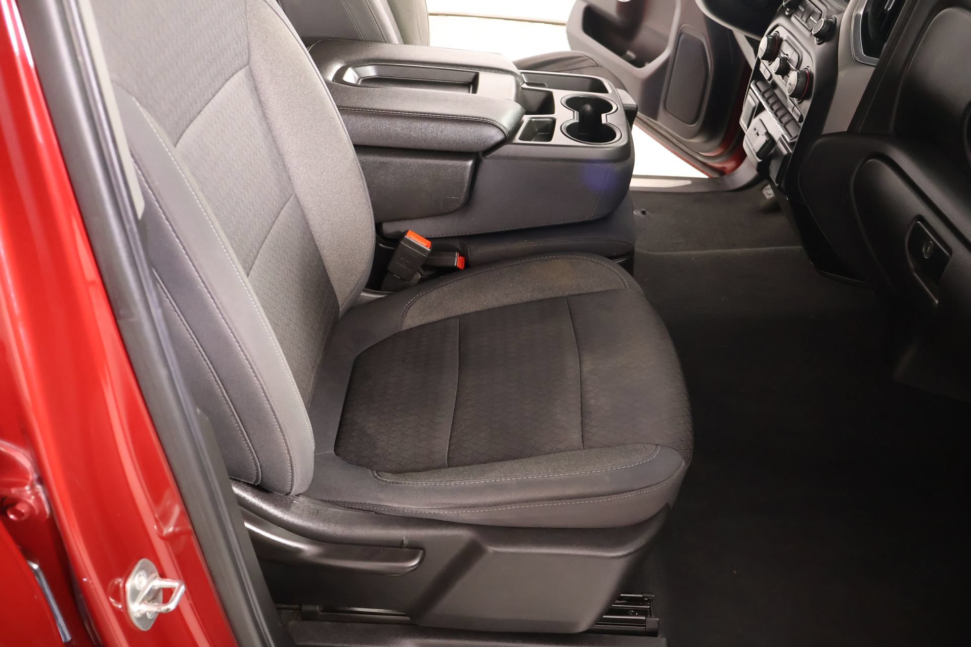 Used 2019 Chevrolet Silverado 1500 LT w/ Texas Edition AWD/4WD image 13