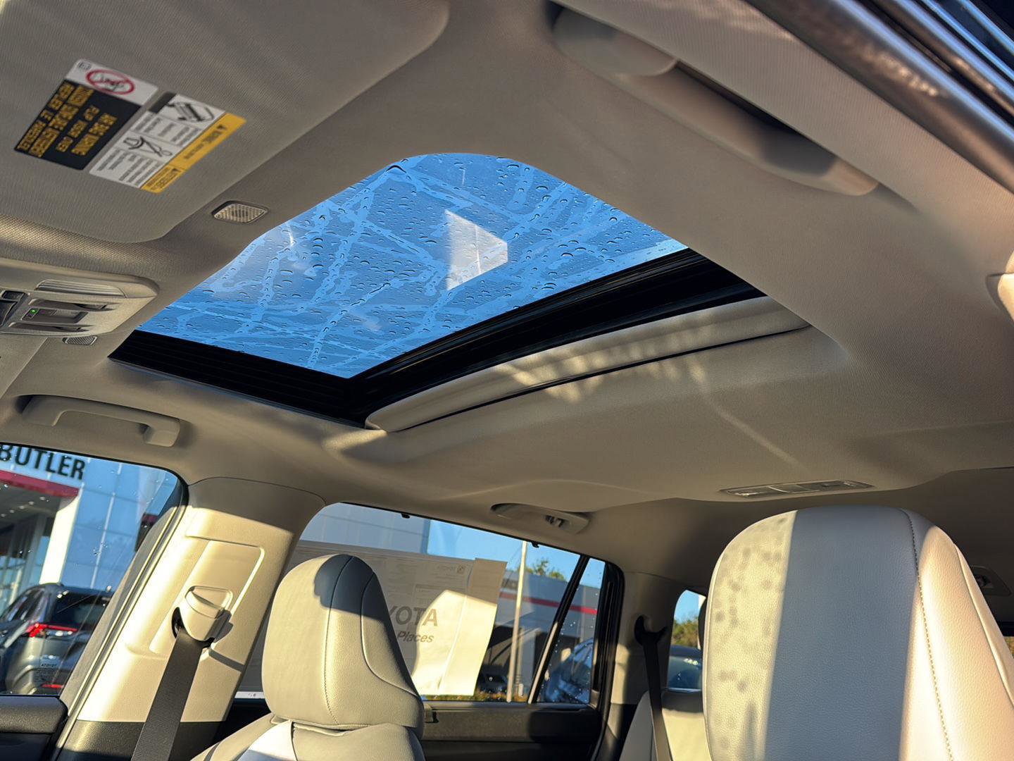 New 2026 Toyota Highlander XLE image 27