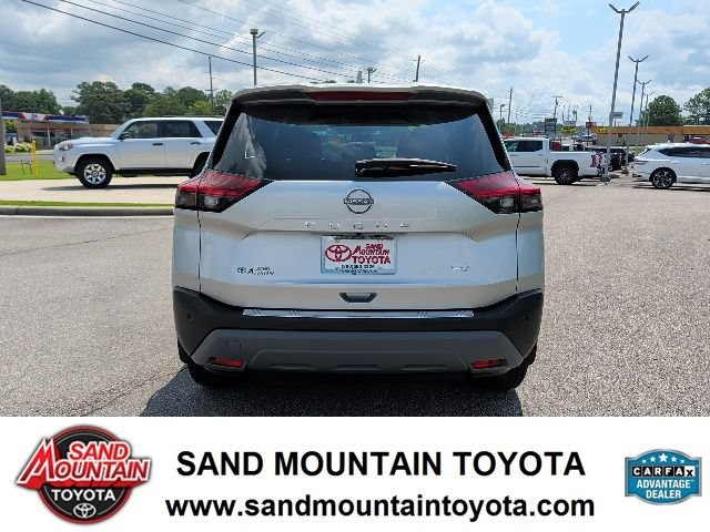 Used 2023 Nissan Rogue SV FWD image 6