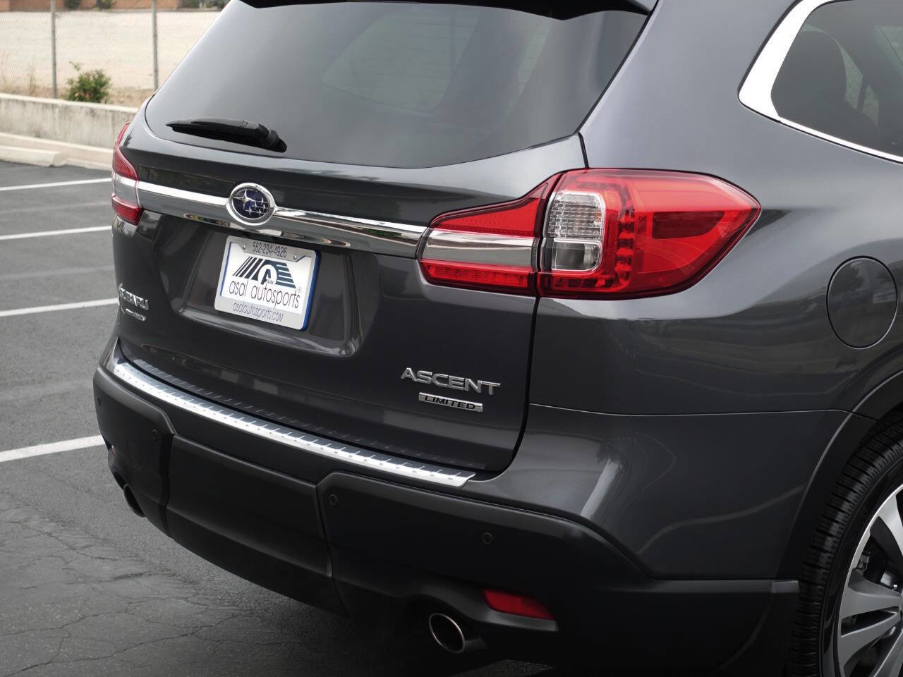 Used 2019 Subaru Ascent Limited w/ Popular Package #2 image 14