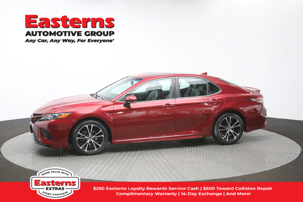 Used 2018 Toyota Camry SE w/ Audio Package FWD image 60