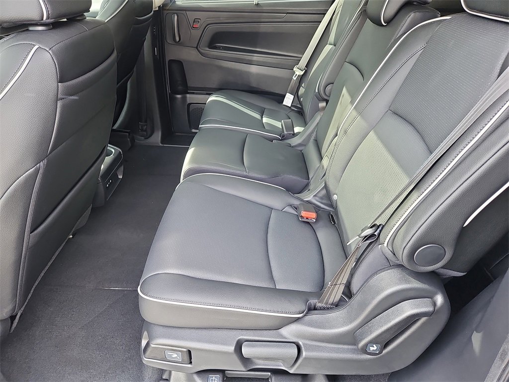 Certified 2026 Honda Odyssey Elite image 33