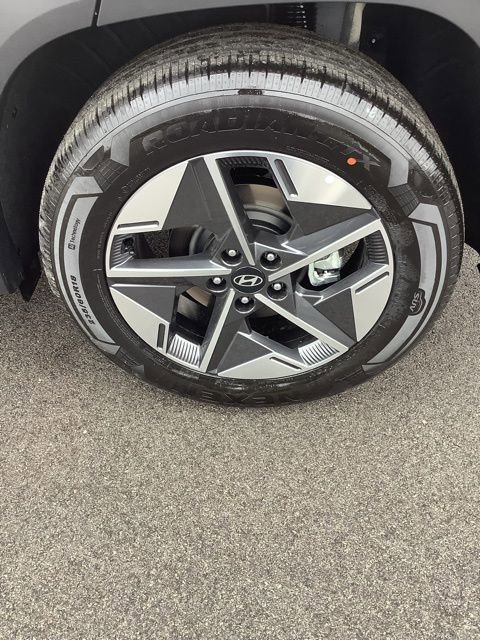 Certified 2025 Hyundai Tucson SEL image 39