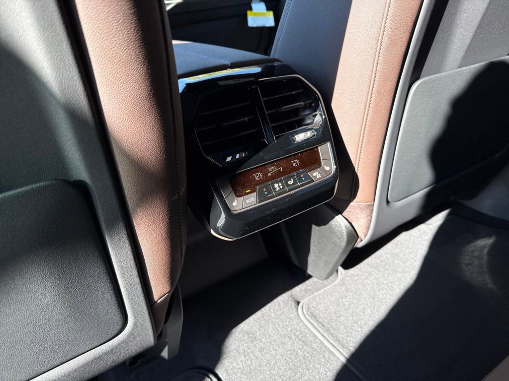 New 2026 BMW iX xDrive45 w/ Premium Package image 23