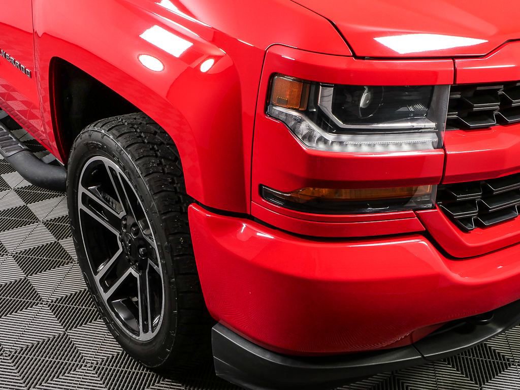 Used 2018 Chevrolet Silverado 1500 Custom w/ LPO, Black Pack AWD/4WD image 29