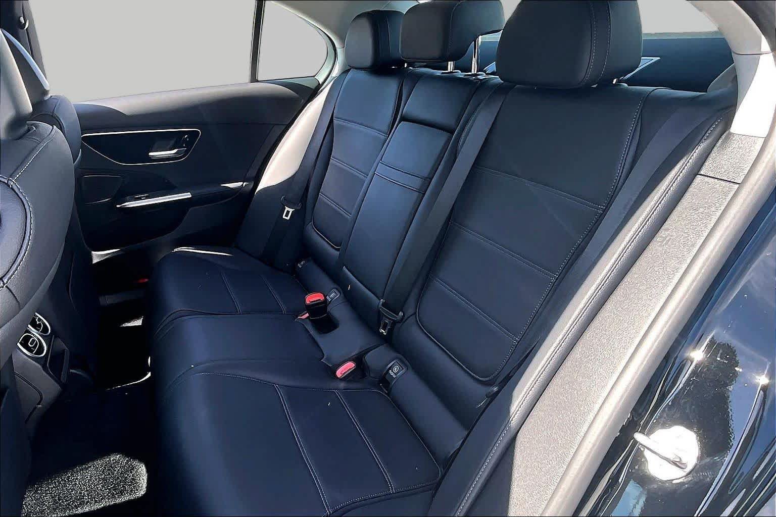 Used 2022 Mercedes-Benz C 300 Sedan image 20