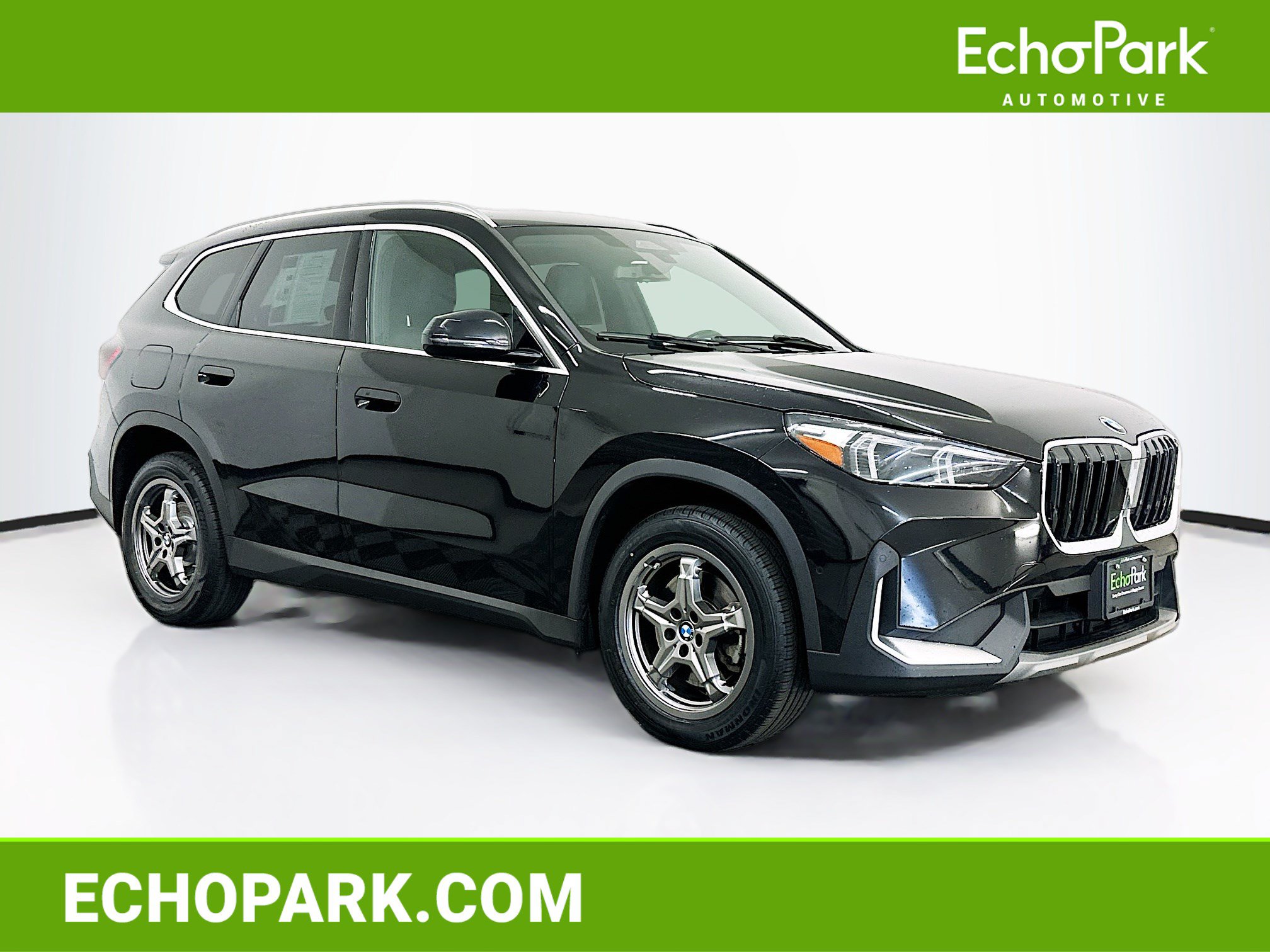 Used 2023 BMW X1 xDrive28i AWD/4WD image 1