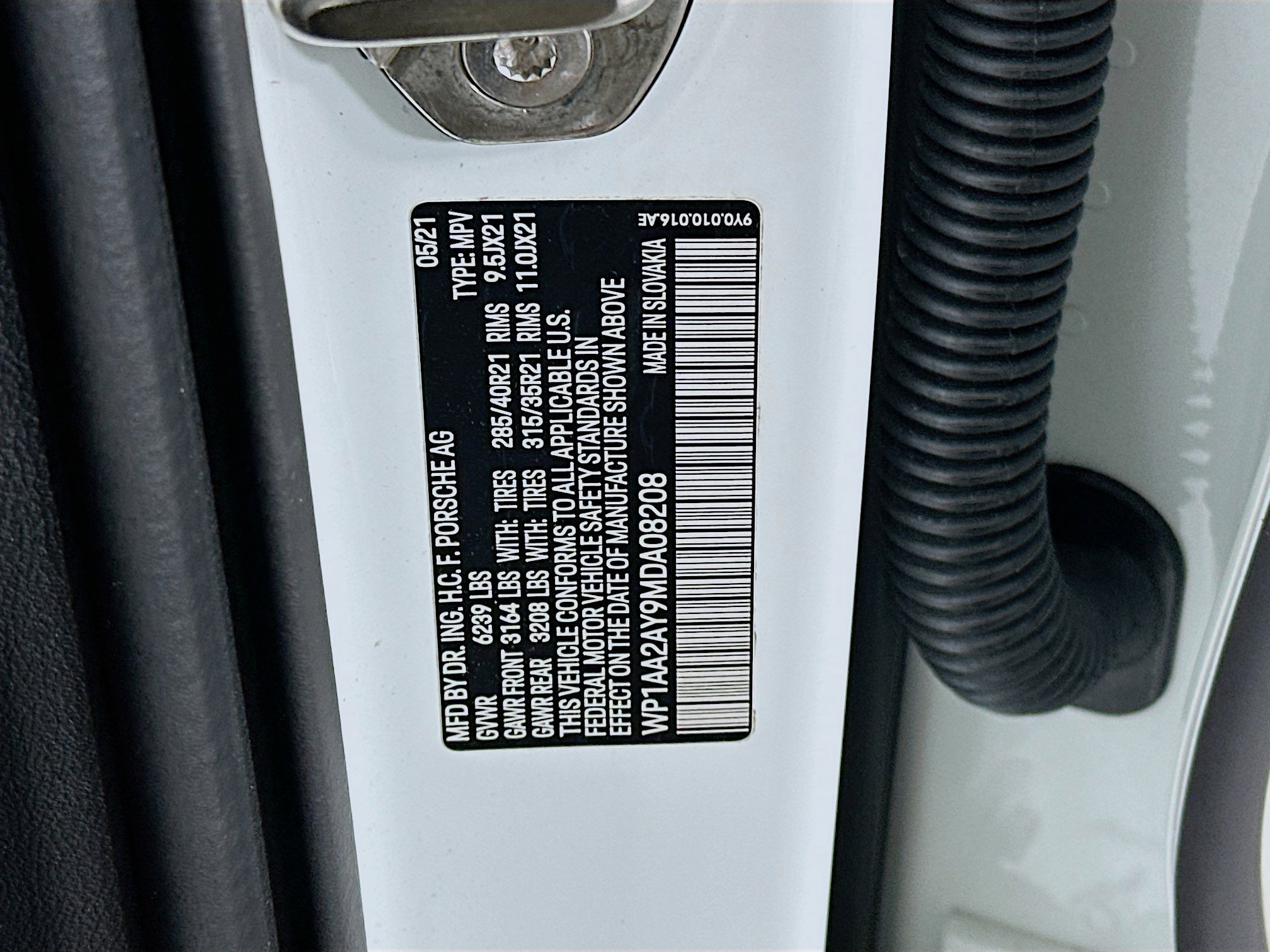 Used 2021 Porsche Cayenne AWD/4WD image 12