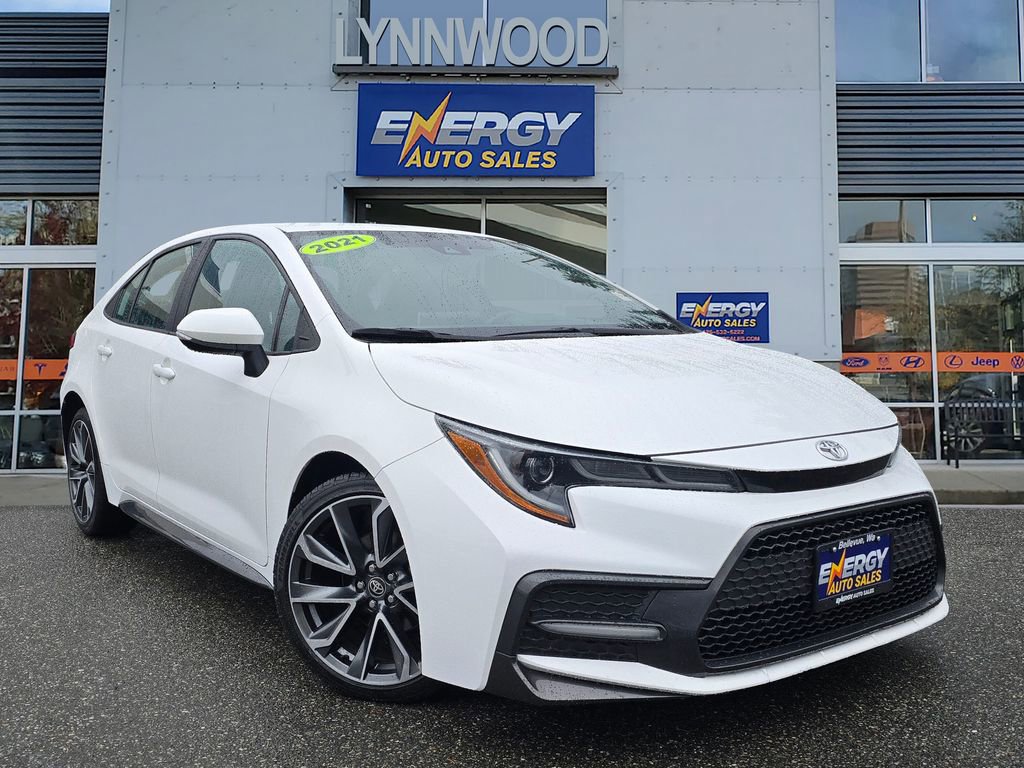 Used 2021 Toyota Corolla SE FWD image 1