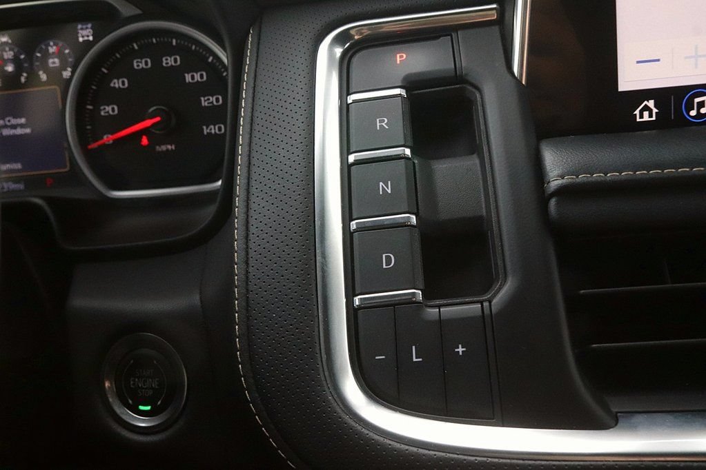 Used 2021 Chevrolet Tahoe Premier w/ Premium Package AWD/4WD image 24