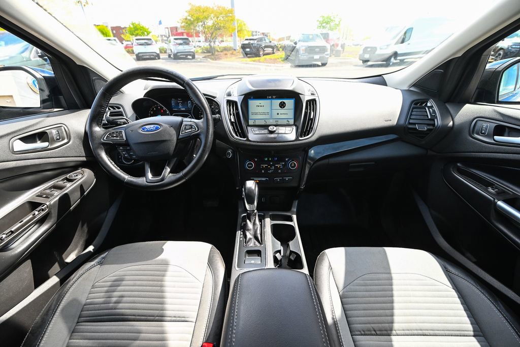 Used 2019 Ford Escape SE FWD image 29