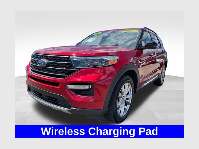 Used 2024 Ford Explorer XLT w/ Equipment Group 202A AWD/4WD image 1