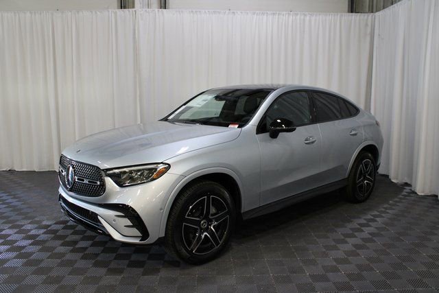 New 2025 Mercedes-Benz GLC 300 4MATIC image 35