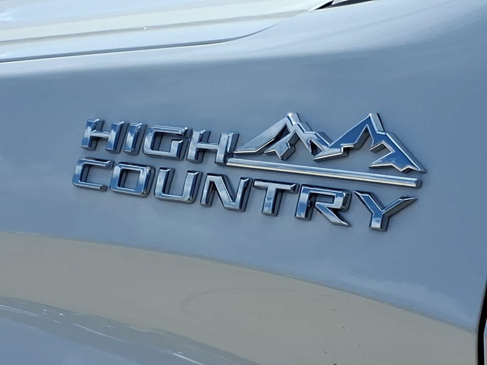 Certified 2023 Chevrolet Silverado 1500 High Country w/ Technology Package AWD/4WD image 27