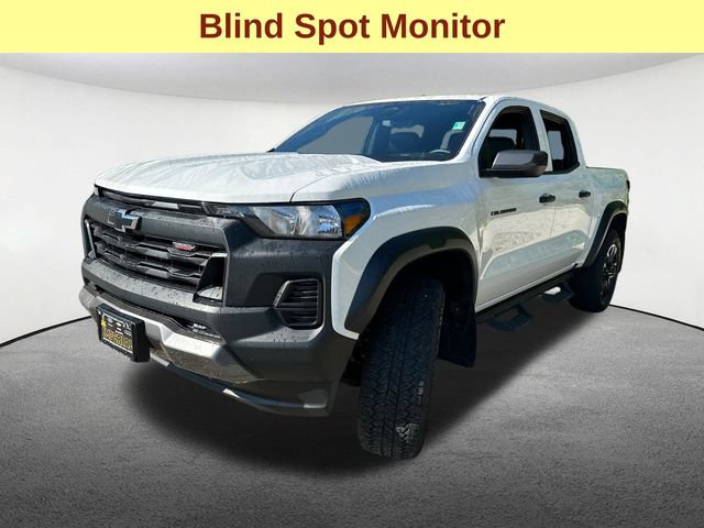 Used 2025 Chevrolet Colorado Trail Boss AWD/4WD image 5